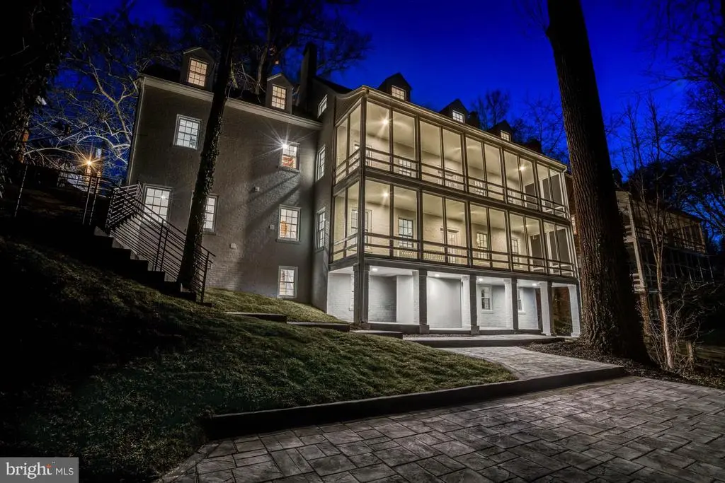 3517 Rodman St Nw, WASHINGTON