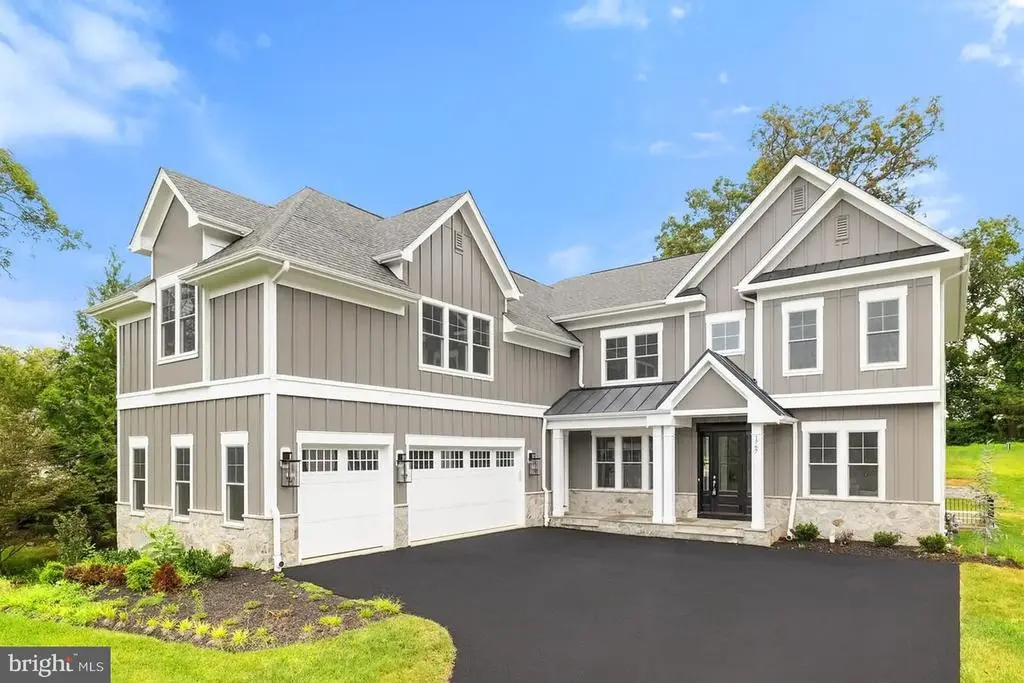 1767 Proffit Rd, VIENNA