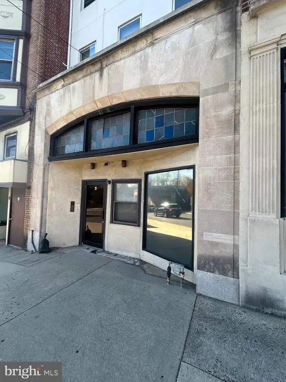 4 S Easton Rd, GLENSIDE