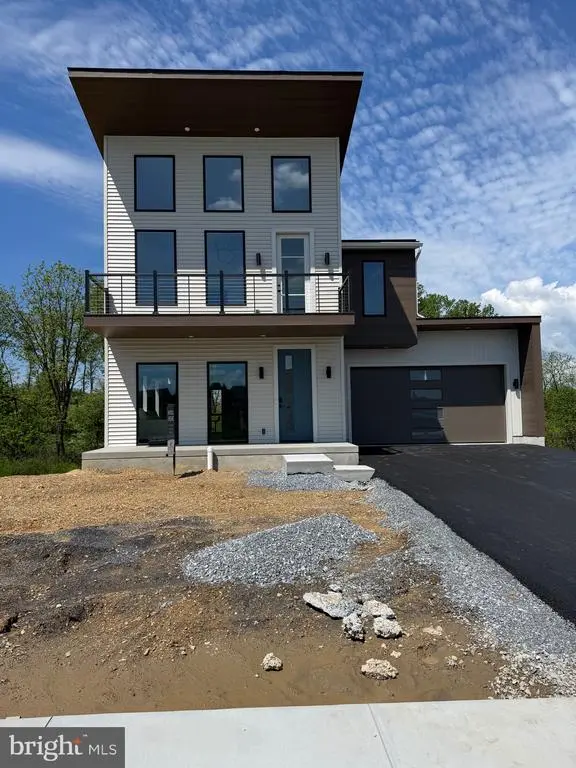 46 Clover Dr #46, MYERSTOWN