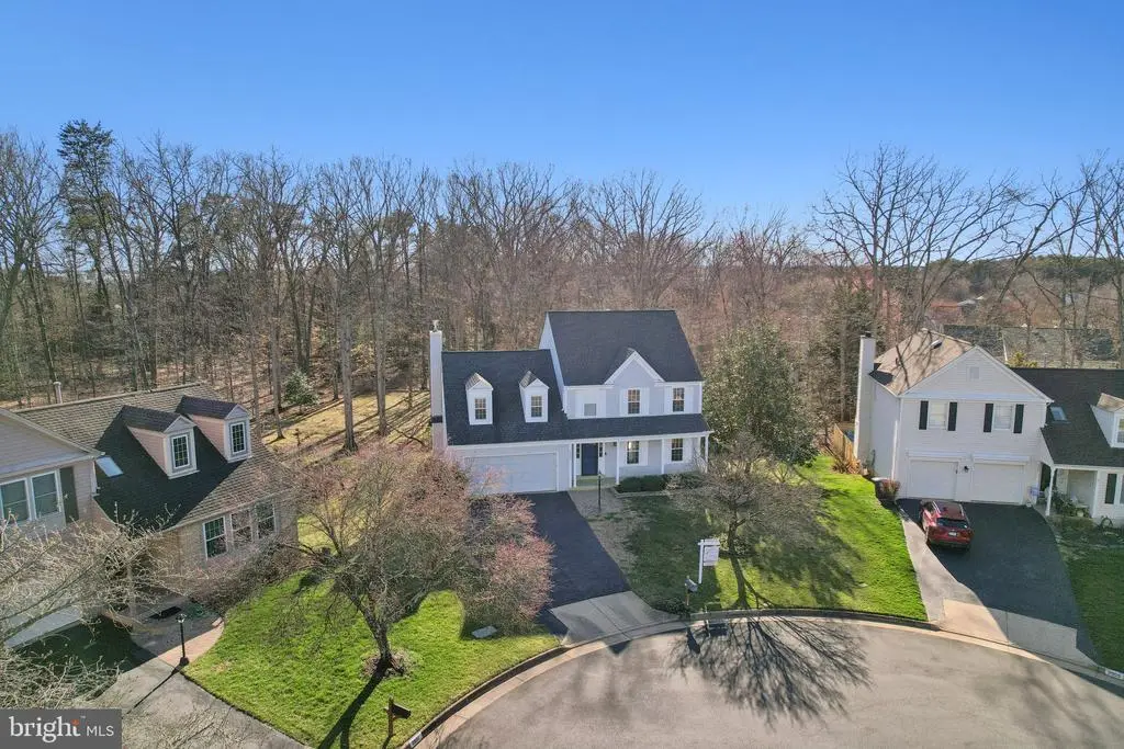 9905 Hawthorn Hill Ct, Manassas