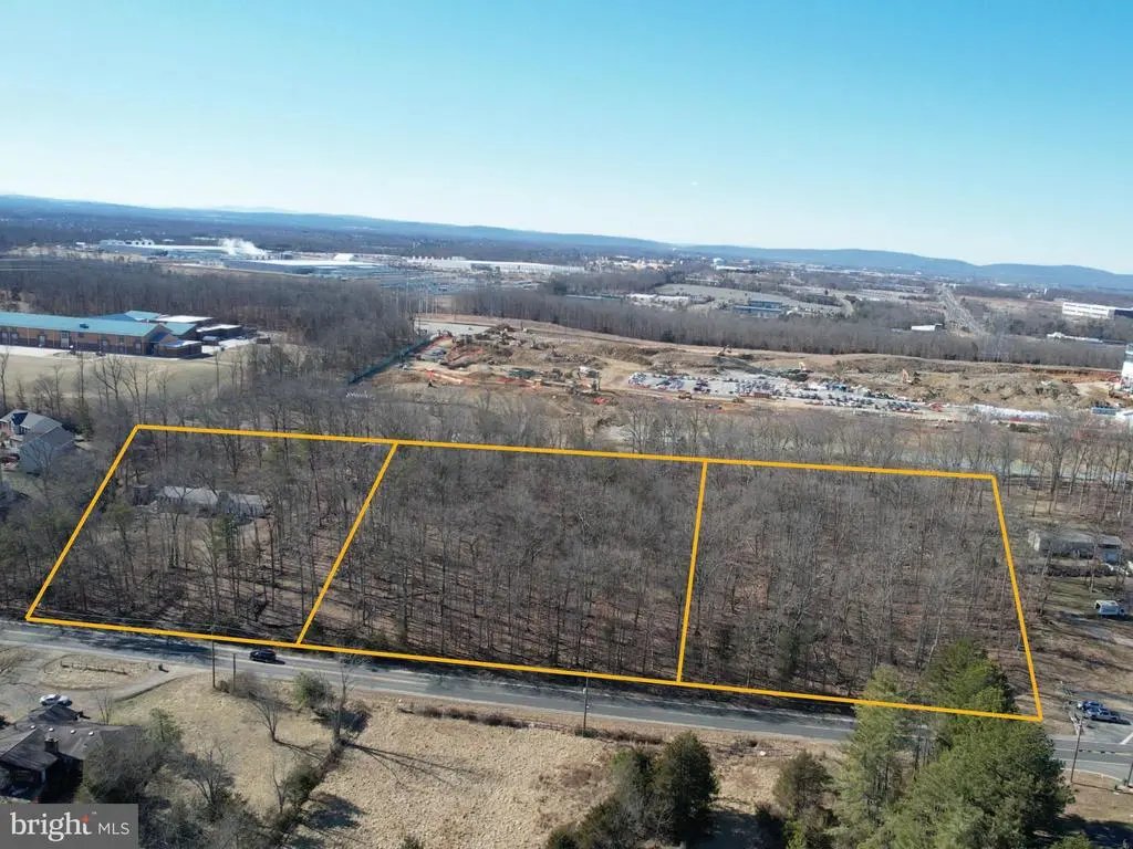 8112 Devlin Rd, BRISTOW