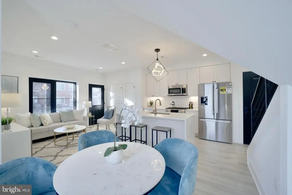 1619 Isherwood St Ne #4, WASHINGTON