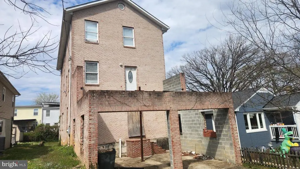 256 57th St Ne, WASHINGTON