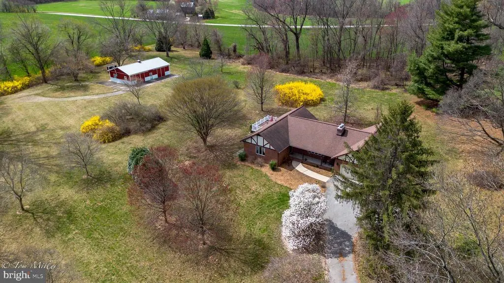 17204 Hunter Green Rd, Upperco