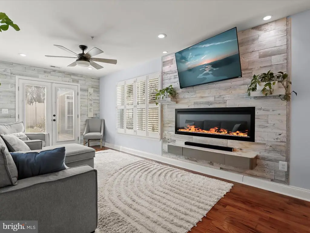 218 Kennard Ave, Edgewood