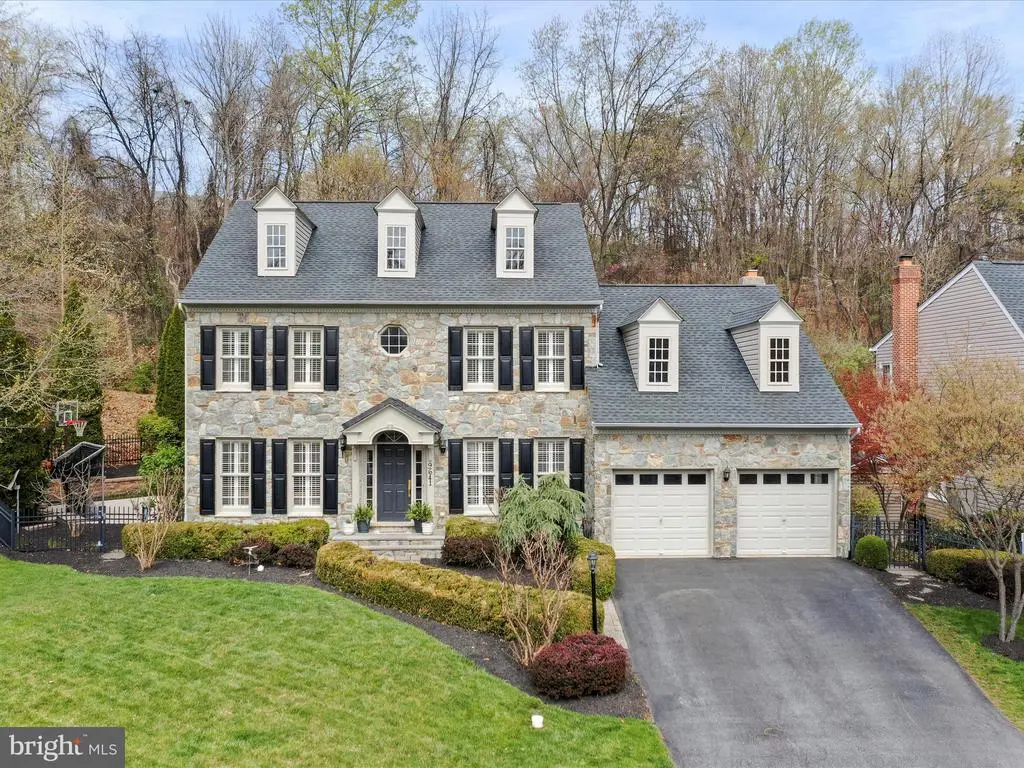 9641 Woodland Rd, New Market