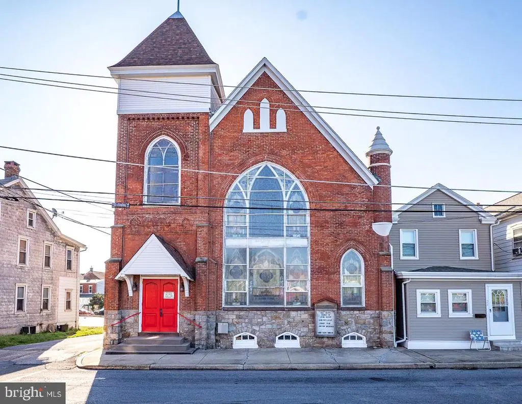 20 S Washington St, BOYERTOWN