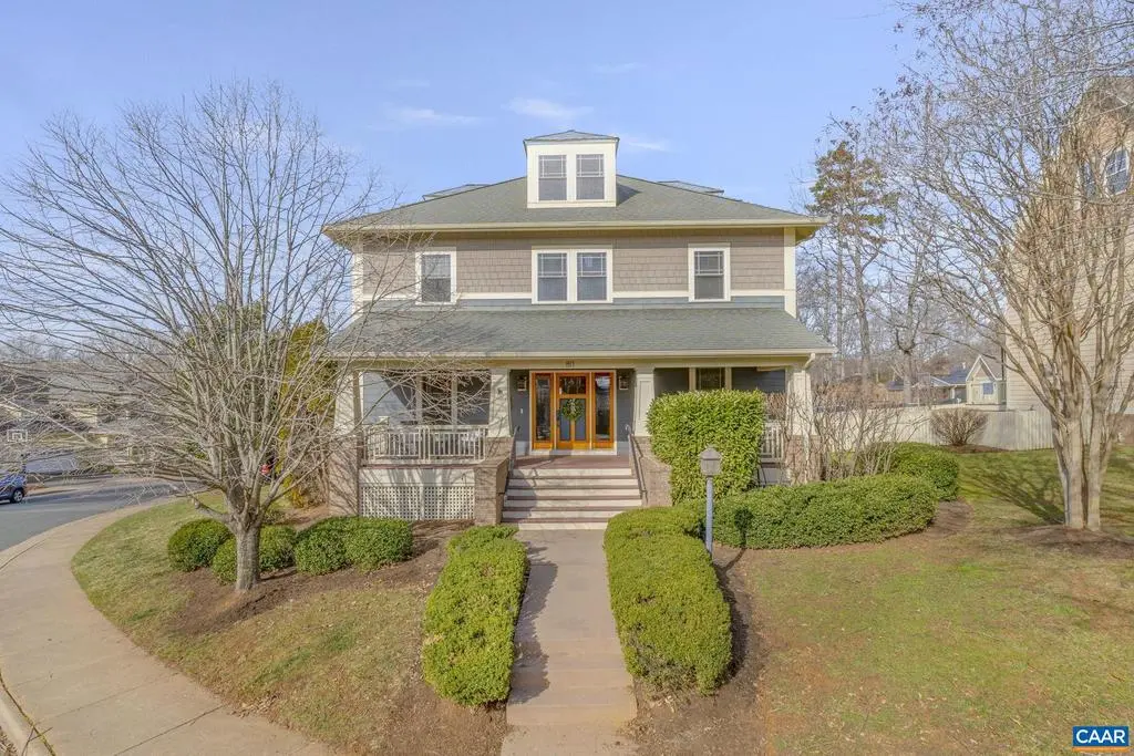 811 Village Rd, Charlottesville