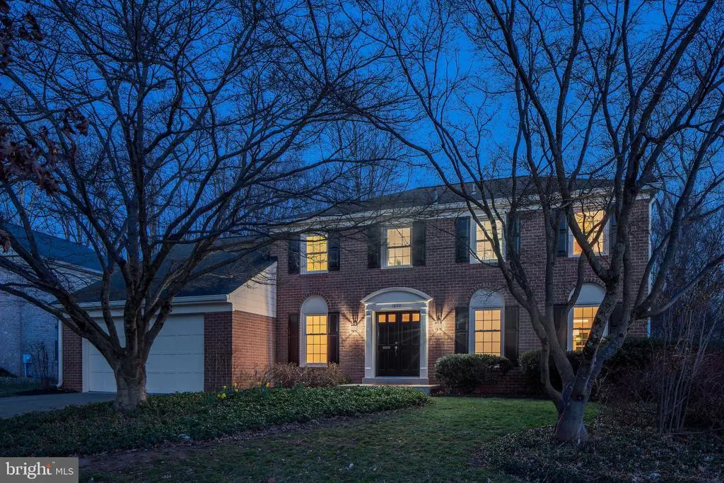 1840 Greenplace Ter, Rockville