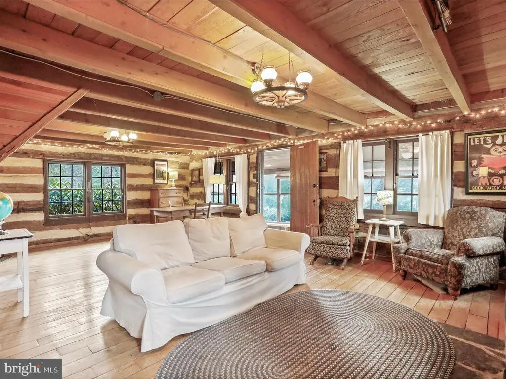 3387 State Road 259 N, WARDENSVILLE