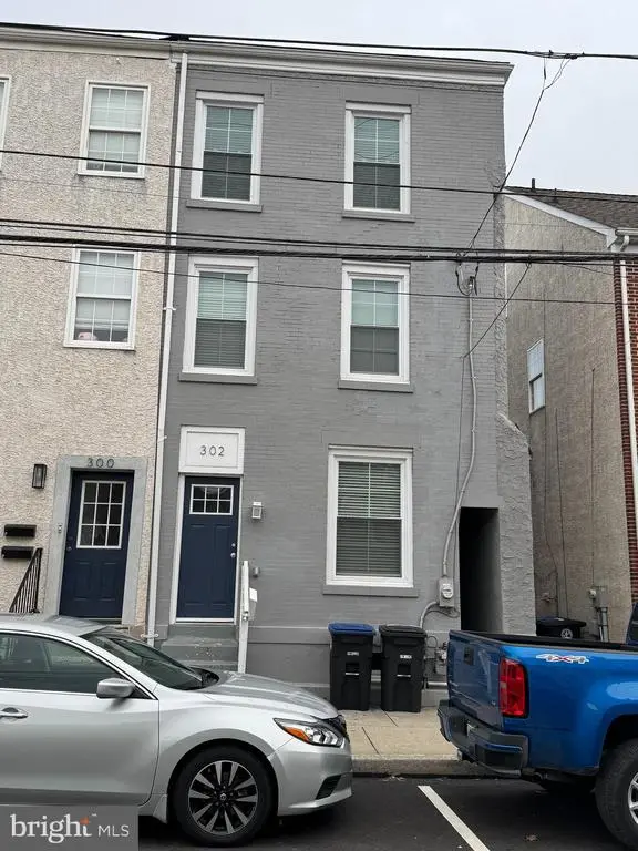 302 E Elm St, CONSHOHOCKEN