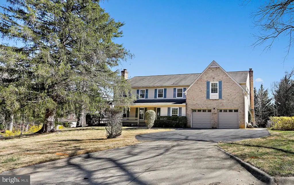 12311 Overpond Way, Rockville