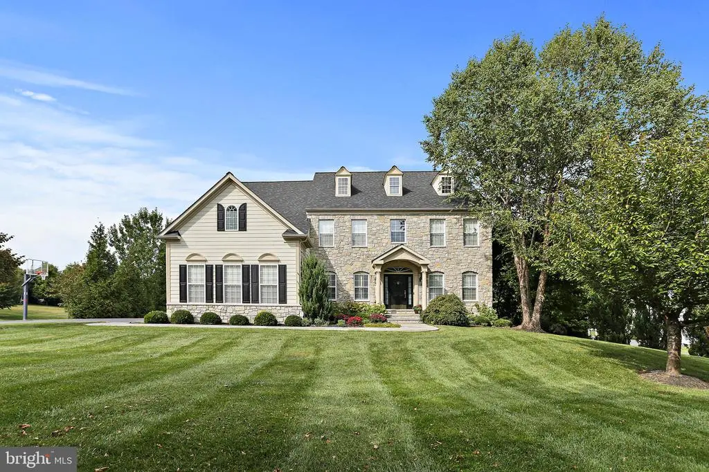 12857 Macbeth Farm Ln, Clarksville