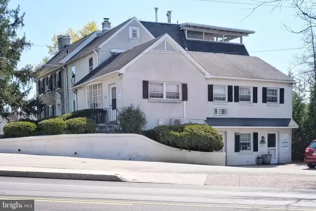 808 Bethlehem Pike, Glenside