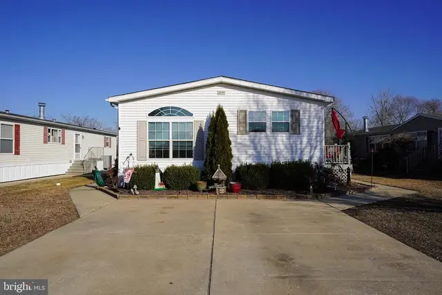 2645 Rebecca Ln, Cambridge