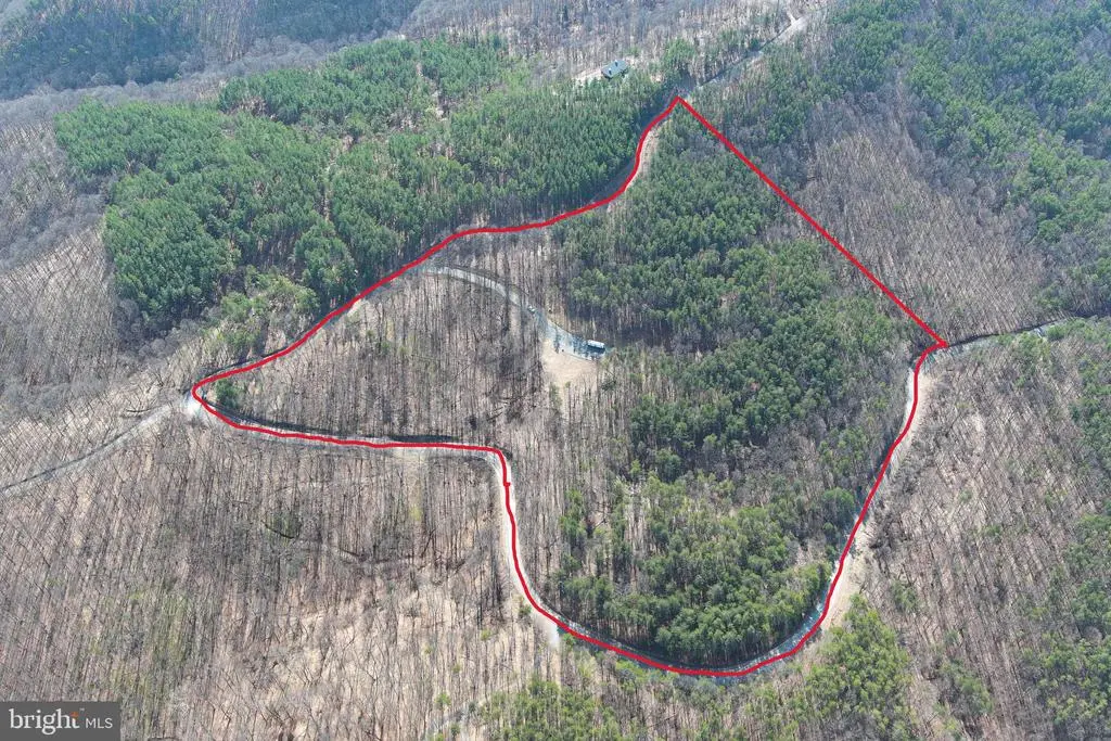 2 Bluffs On The Potomac, Fort Ashby