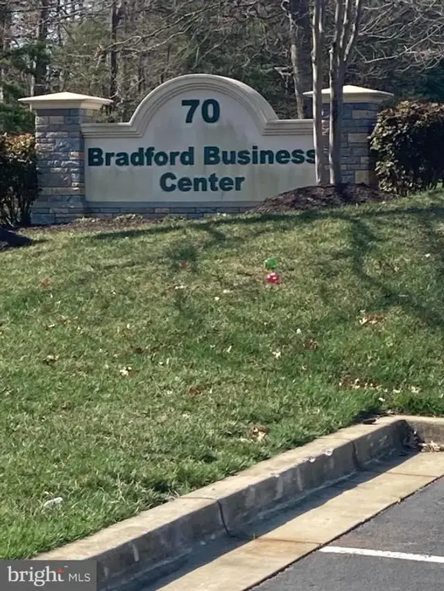 70 Industrial Park Dr #2c, Waldorf