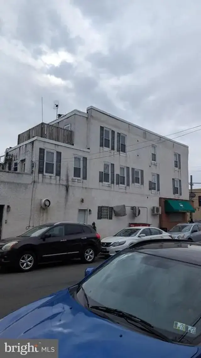 153 Snyder Ave, Philadelphia