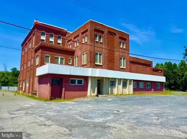 2200 N 11th St, Reading