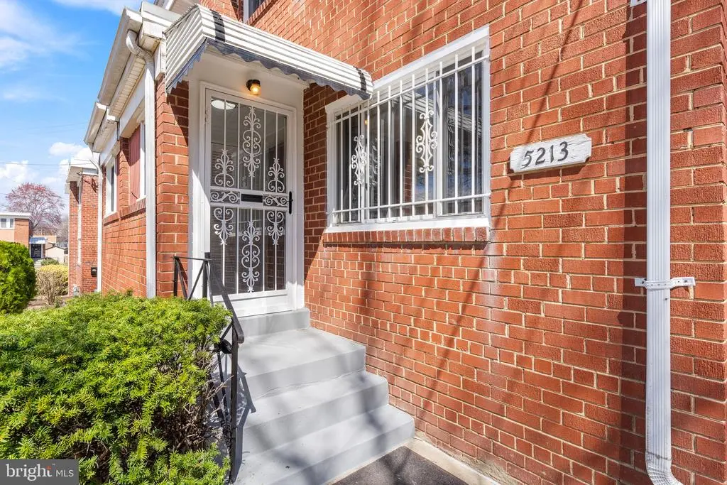 5213 12th St Ne, WASHINGTON