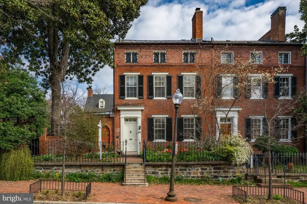 2805 P St Nw, WASHINGTON