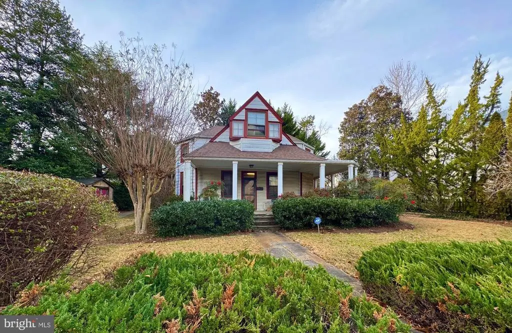 6102 Princeton Ave, Glen Echo