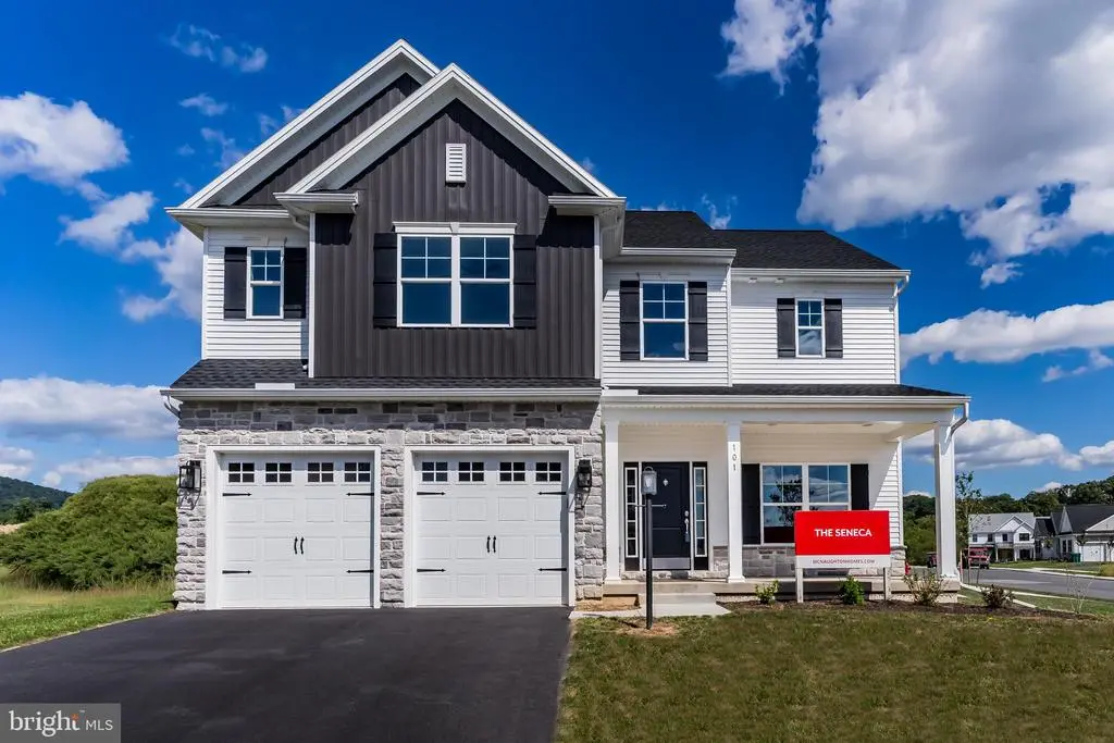 101 Margot Court, HARRISBURG