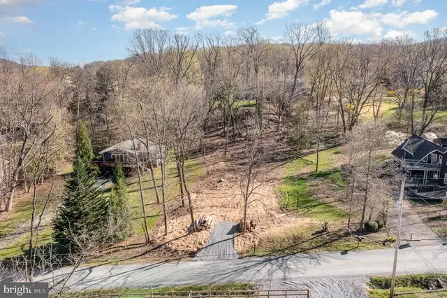 7 Fawn Trl, Fairfield