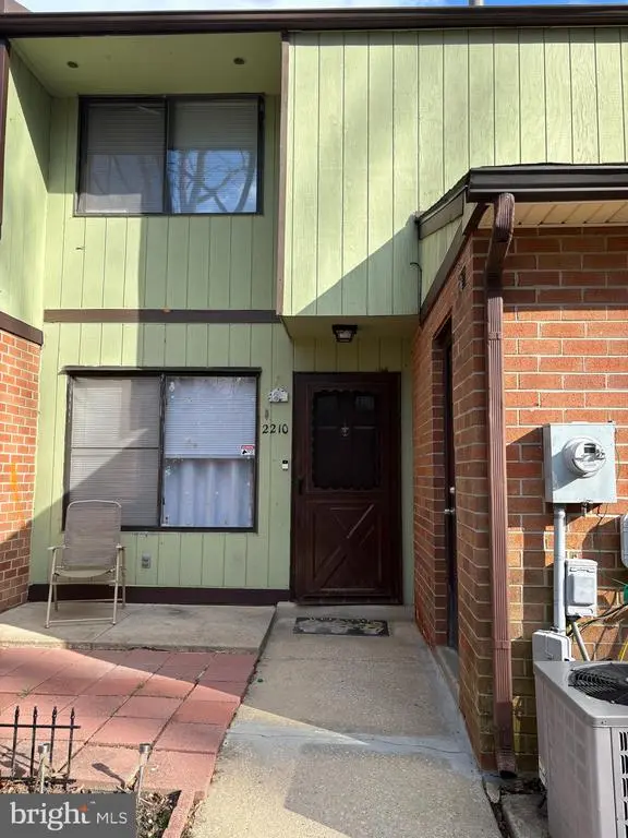 2210 Greenwood Dr, LINDENWOLD