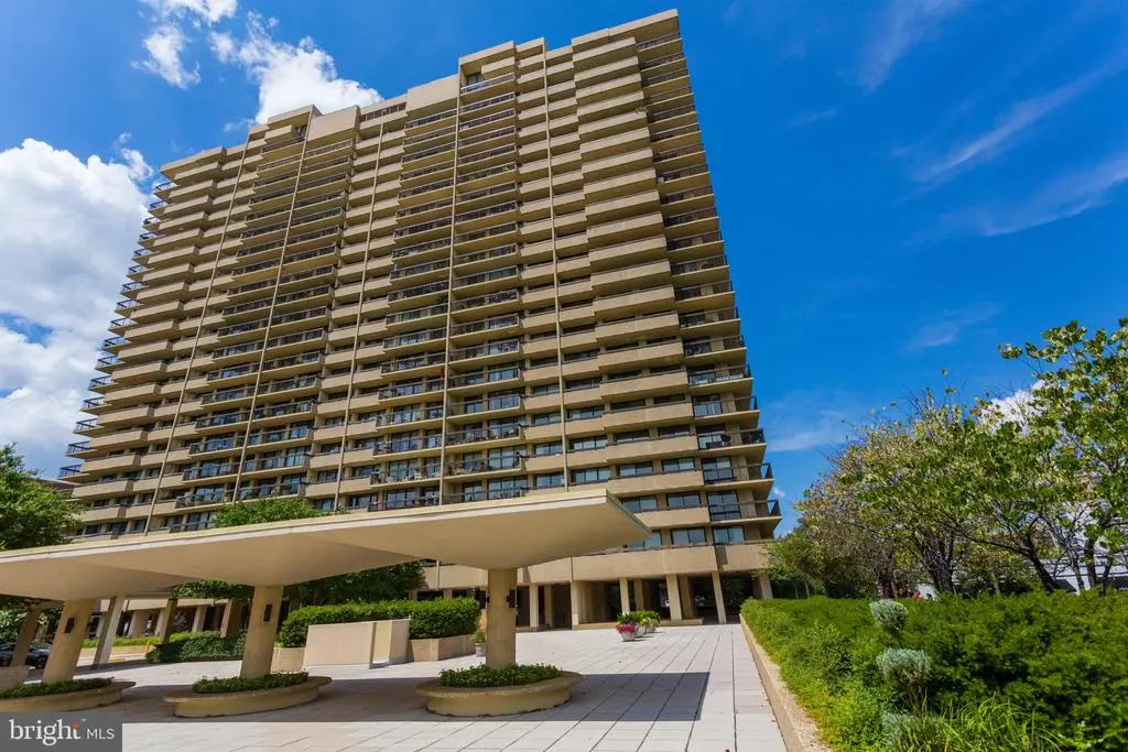 400 Madison St #704, ALEXANDRIA