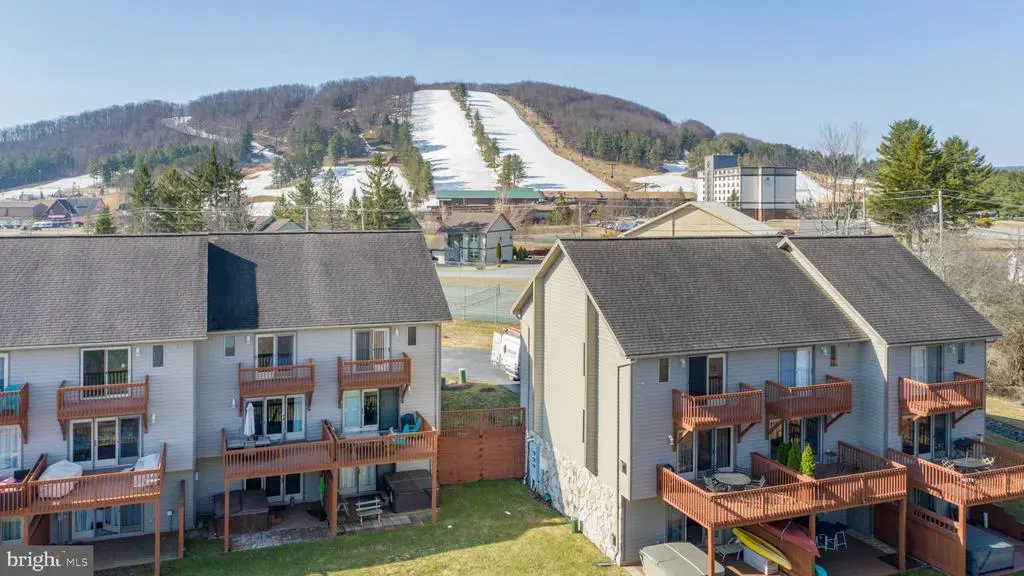 257 Marsh Hill Rd #10, Mc Henry