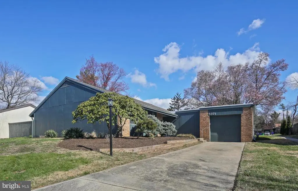 5371 Red Lake Ct, Columbia