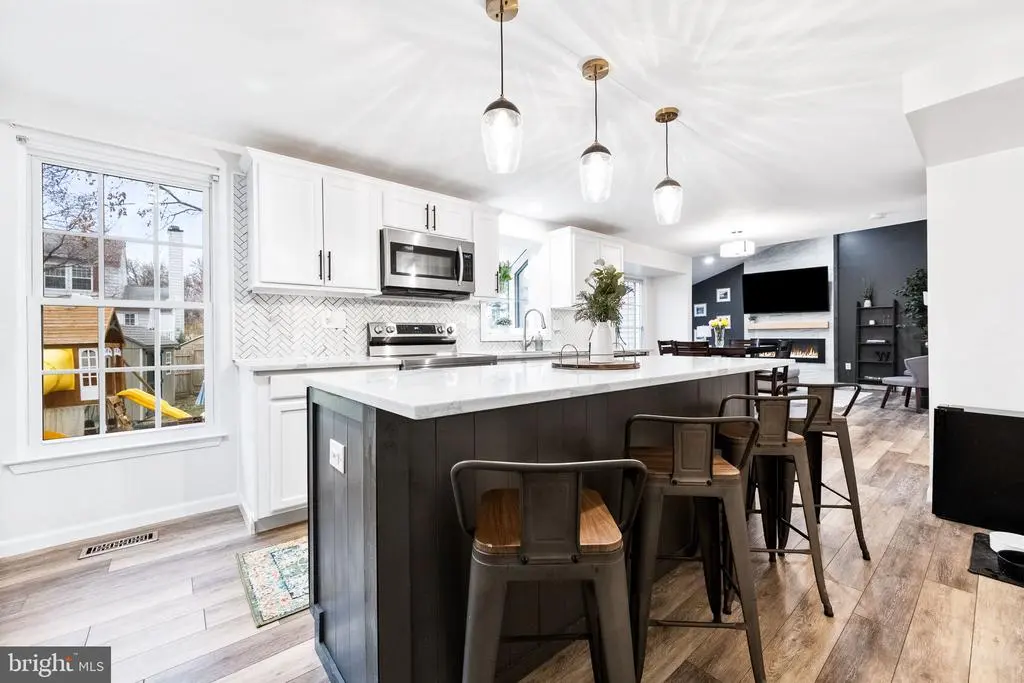 8023 Nightwind Ct, Elkridge