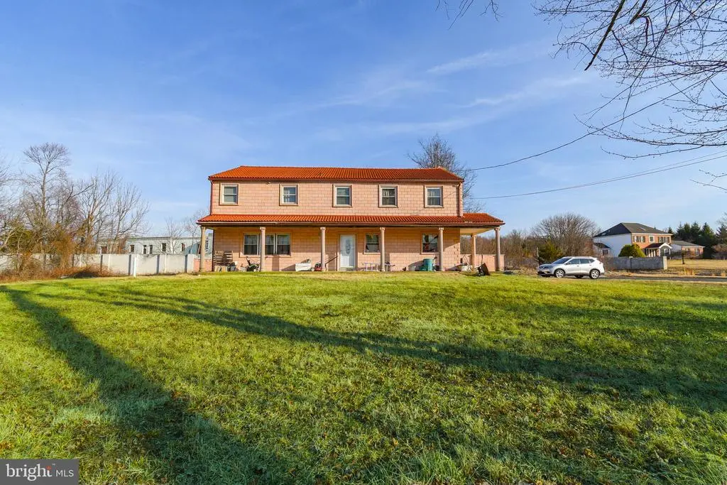 87 Chestnut Ln, NORTH WALES