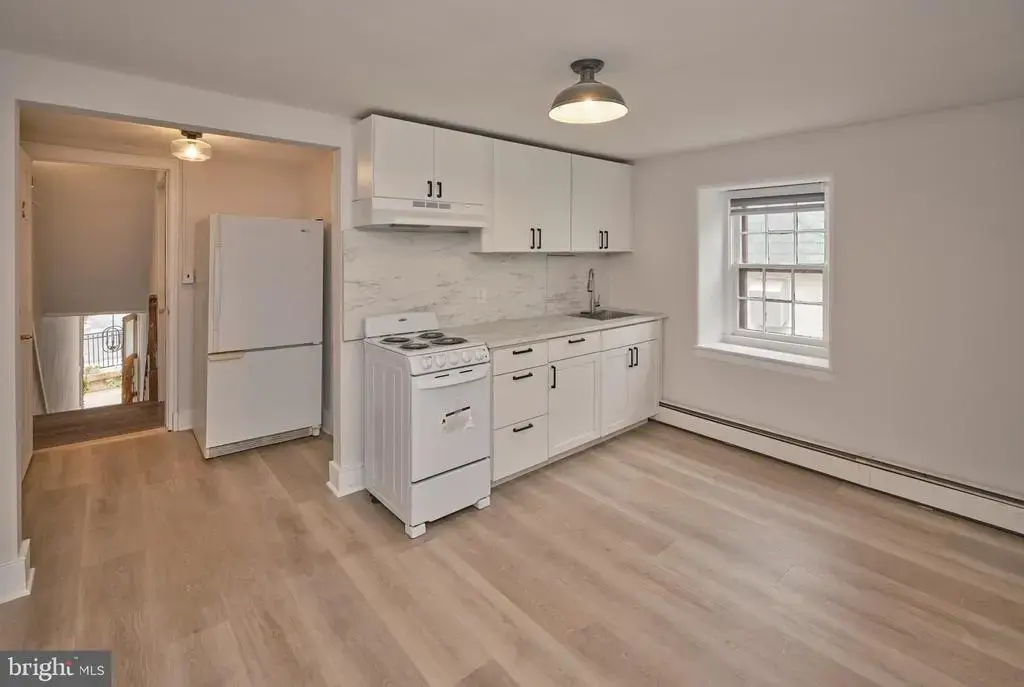 20b W Bridge St #20b, NEW HOPE