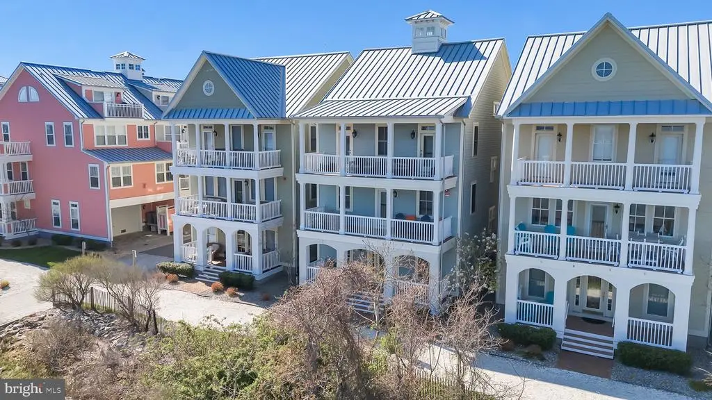 4 Seaside Mews #lus-bs, Ocean City