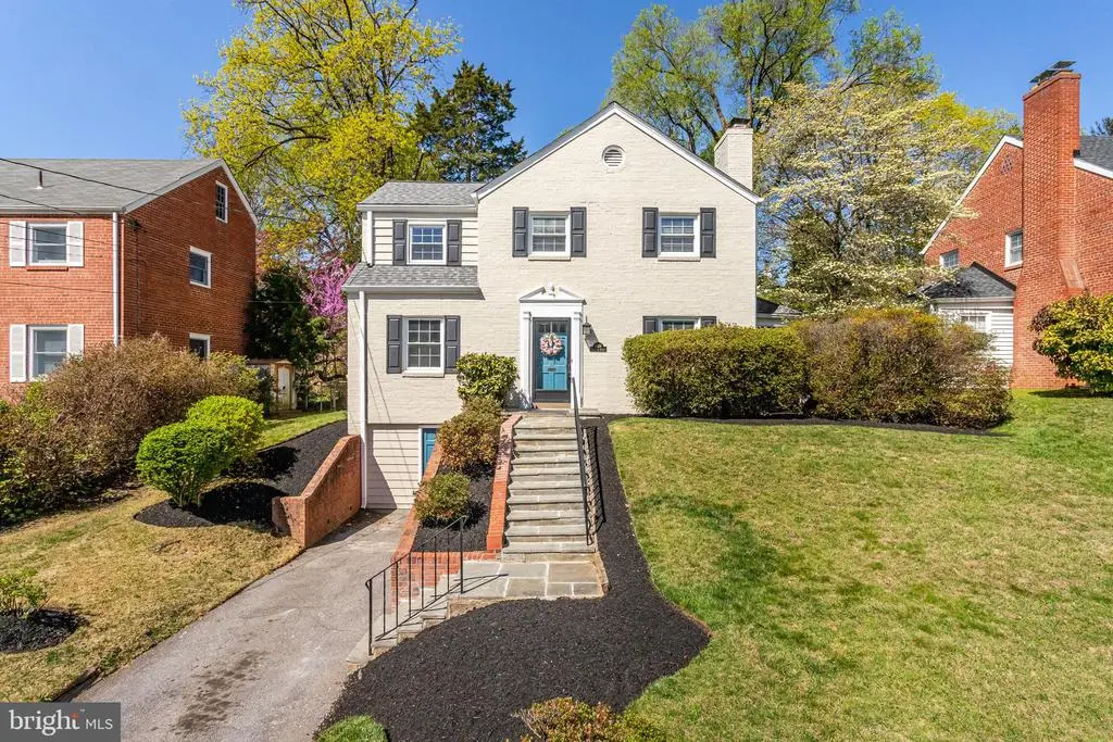 8508 Irvington Ave, Bethesda