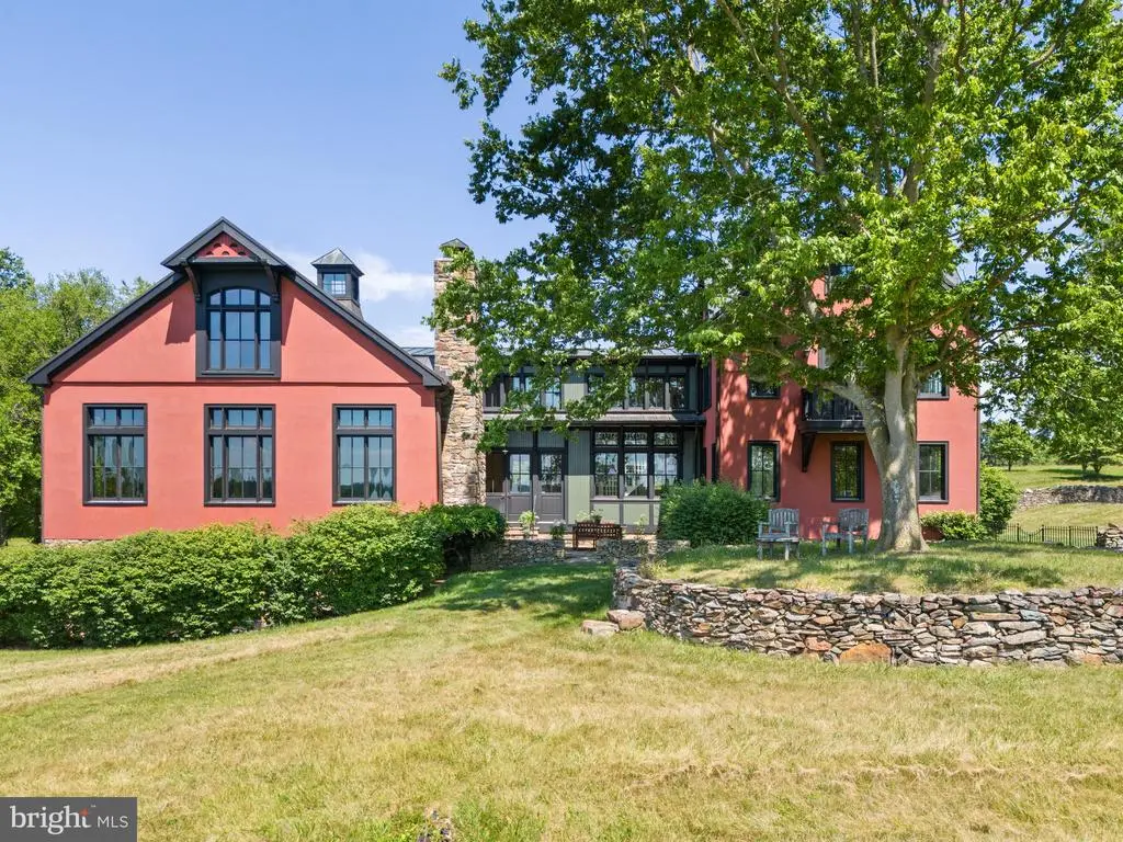 9425 Blackpond Ln, DELAPLANE