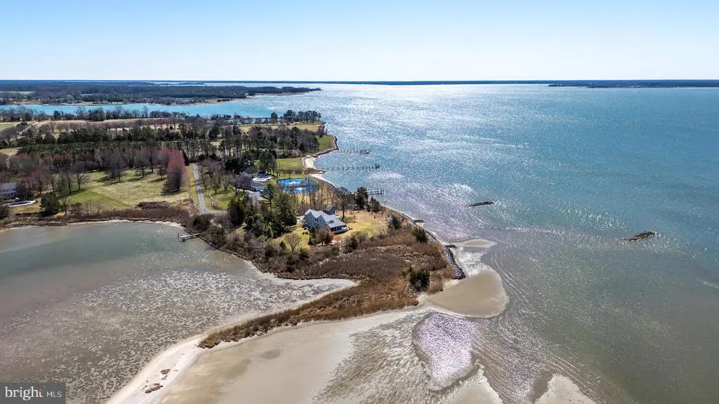 26319 Chanticleer Rd, Oxford