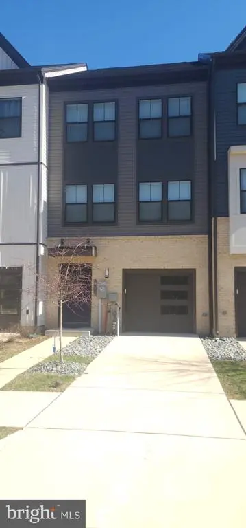 661 Chalcedony Ln, Glen Burnie