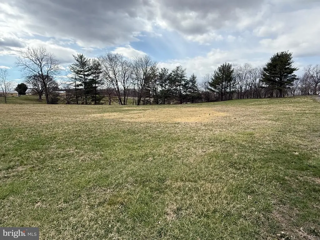 Clarksburg, Damascus