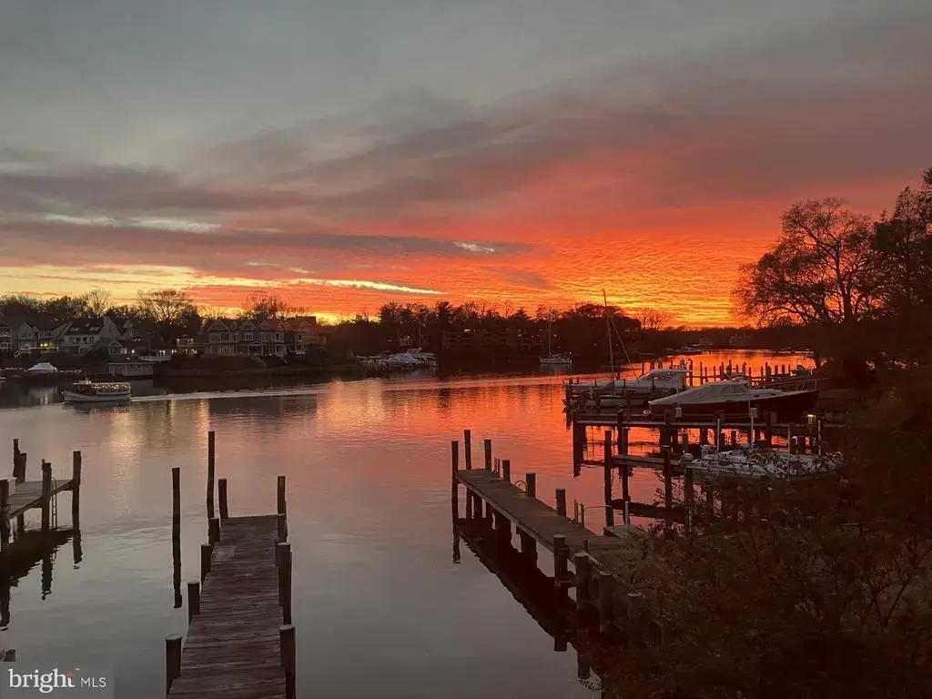 9 Shipwright St, ANNAPOLIS