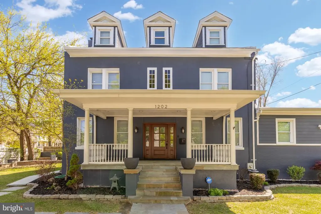 1202 Decatur St Nw, WASHINGTON