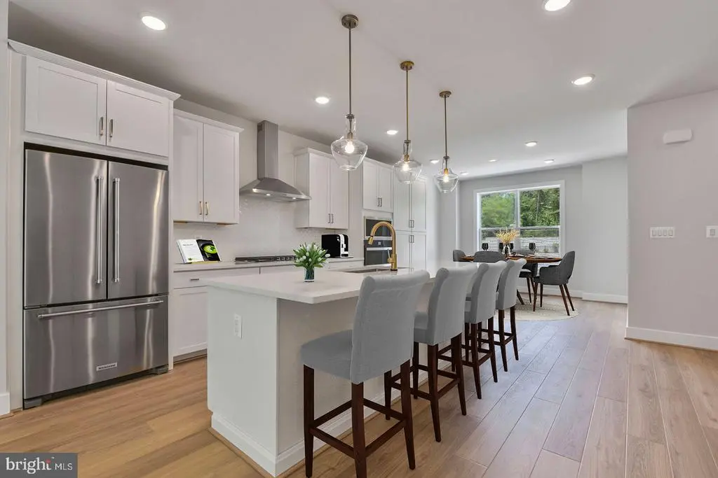 1609 Fellowship Sq, RESTON