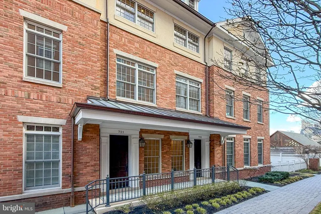 721 Avery Ln, PRINCETON