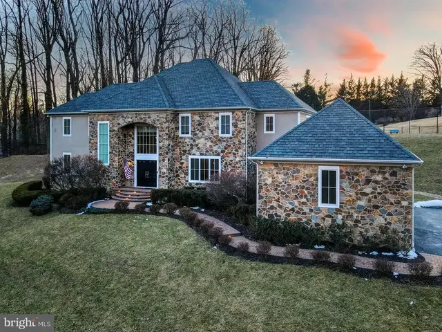 6 Paladia Way, Pikesville