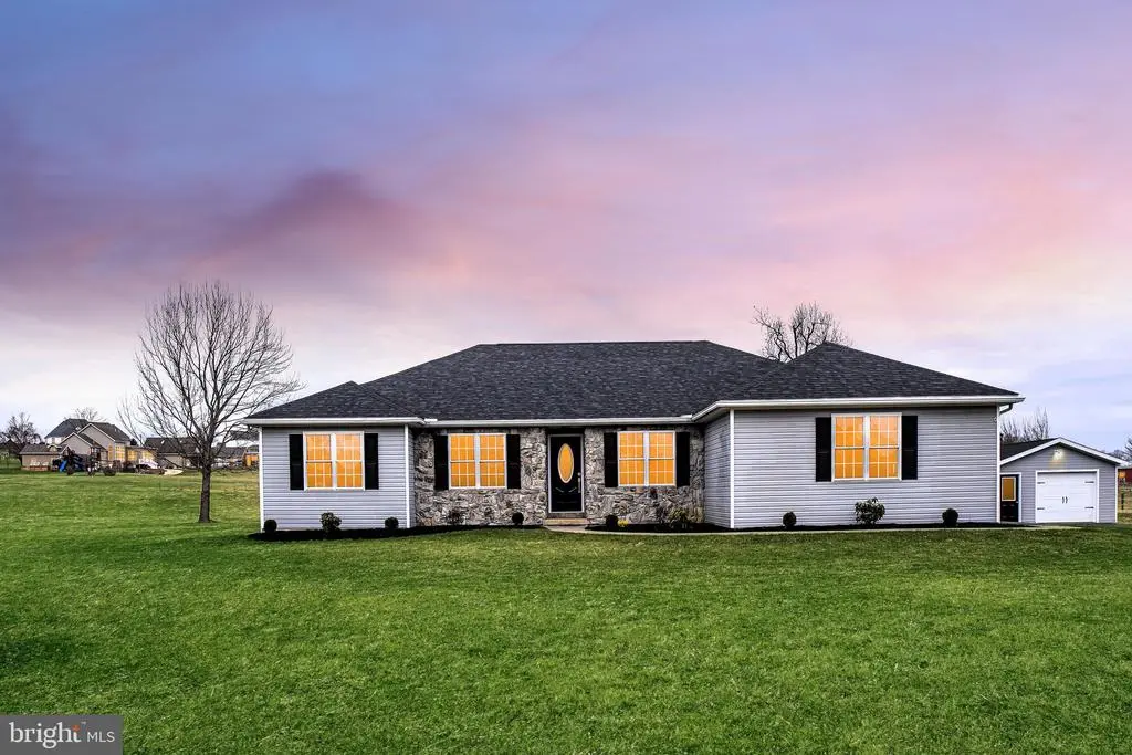 135 Airport Rd, Centre Hall