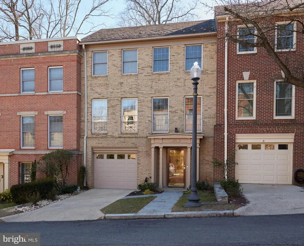 2712 Unicorn Ln Nw, WASHINGTON