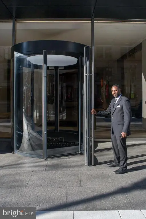 925 H St Nw #301, WASHINGTON